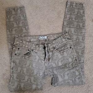 Will Trade! Textured Skinny Jeans